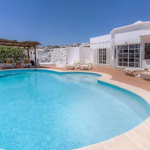 Amazing 3 Bedroom Ocean View With Pool Holiday home